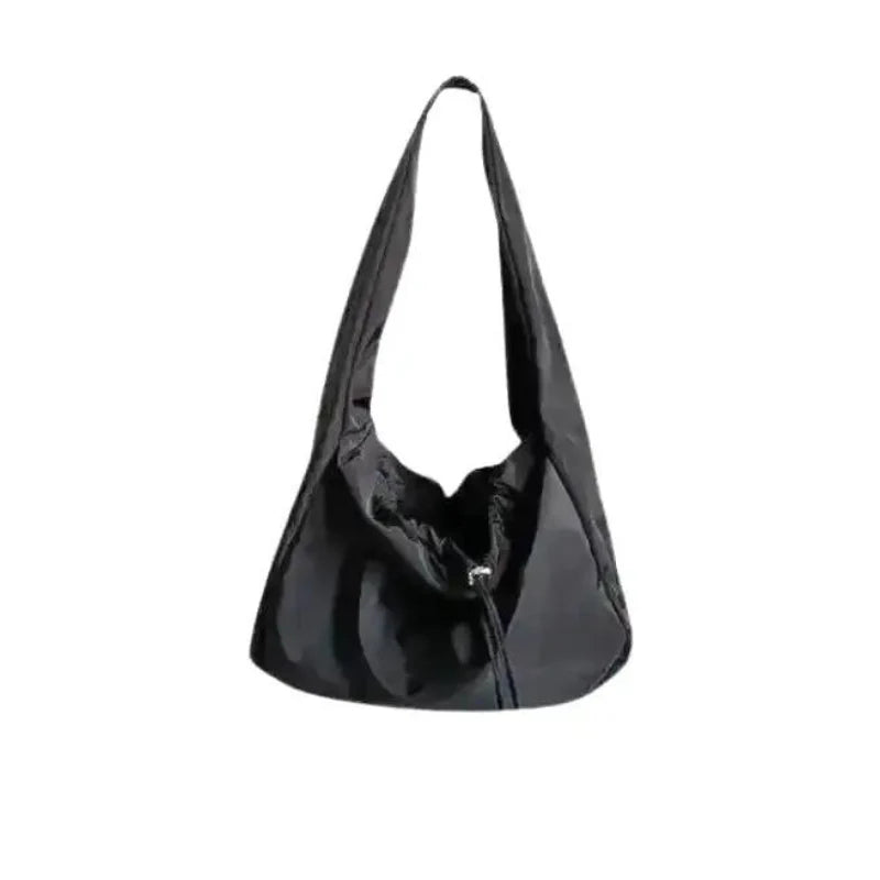 BARA grand sac à main cabas noir avec bandoulière, sac bandoulière femme spacieux et élégant, sac fourre-tout vegan idéal pour le travail et le quotidien