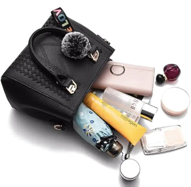 sac ELLA sac à main bandoulière chic vegan cuir noir élégant femme, format compact avec poches pratiques et bandoulière réglable pour un style moderne, vue interieur du sac