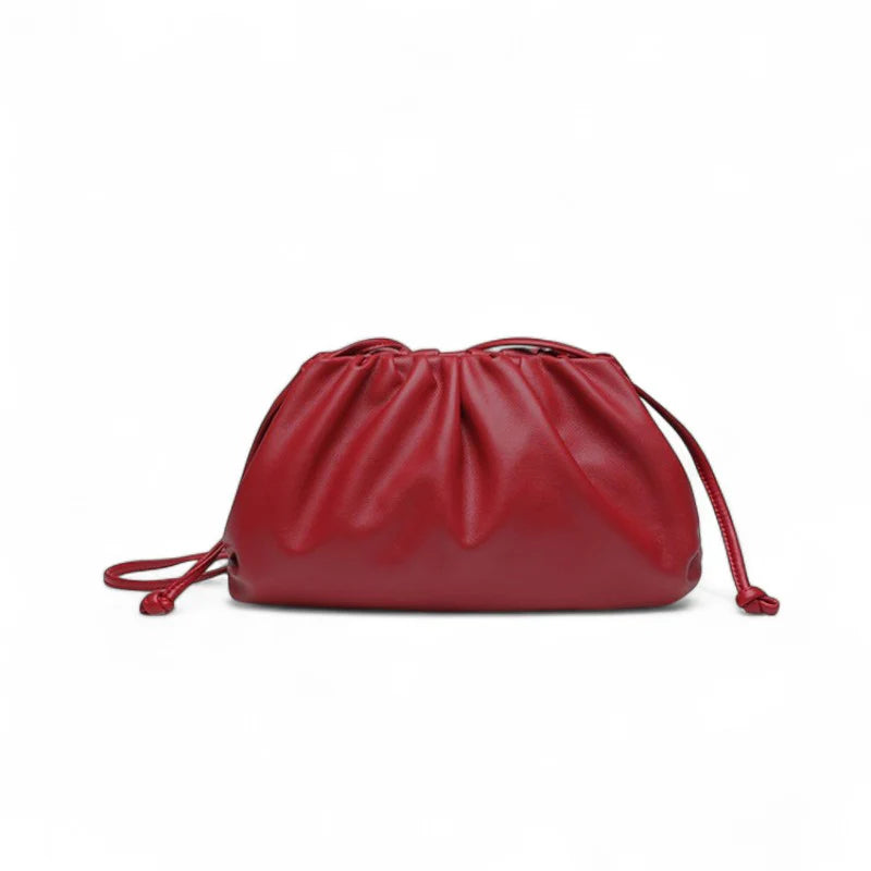 Petit sac à main en cuir vegan rouge Lina avec bandoulière, format compact et élégant pour sorties et rendez-vous.
