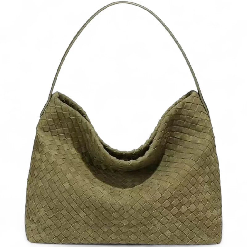 Découvrez MIKA, sac cabas tissé vert kaki grand format pour femmes actives : chic, pratique, compatible ordinateur 15” et 100% vegan. Parfait au quotidien !